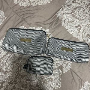 Jujube Queen of the Nile print 3 piece bag set. Washable.